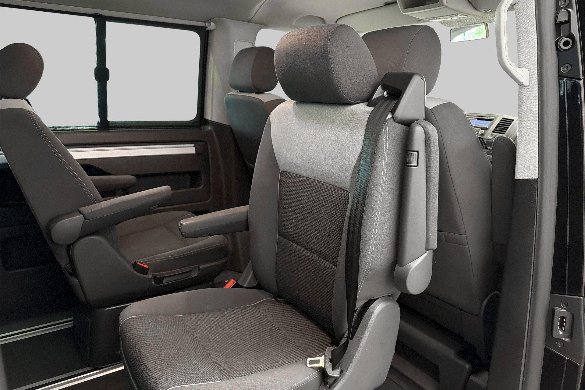 VW T5 Multivan 2.0 TDI CR Startline-image-20