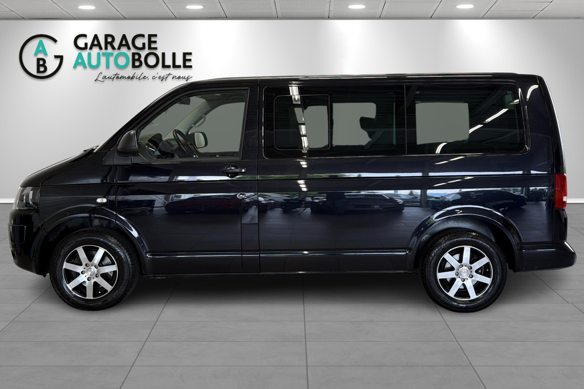 VW T5 Multivan 2.0 TDI CR Startline-image-6