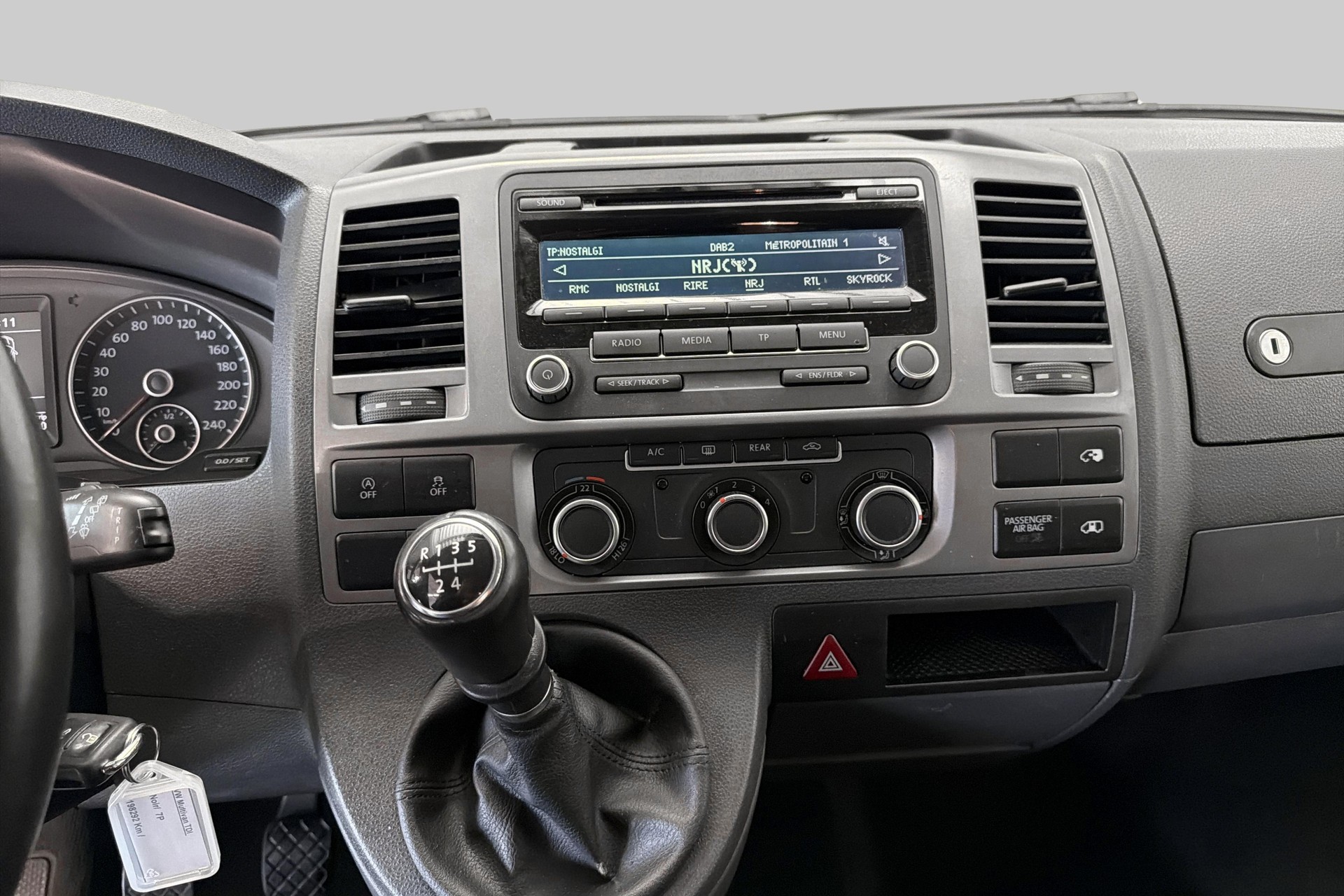 VW T5 Multivan 2.0 TDI CR Startline-image-11
