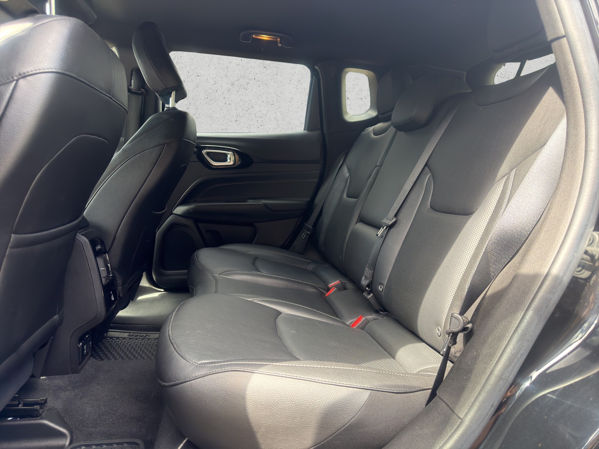 JEEP Compass 1.3 S-image-9