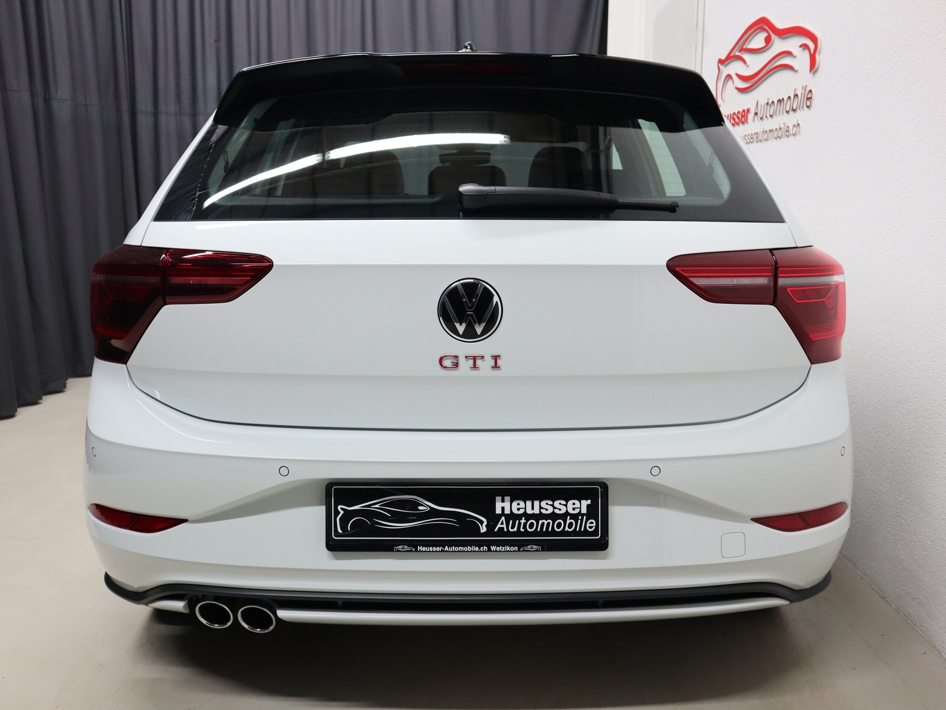 VW Polo 2.0 TSI GTI DSG - IQ Light - Panorama - Navi - Leder/Alcantara - Beats - Virtual Cockpit - Keyless - Kamera - 207 PS-image-5