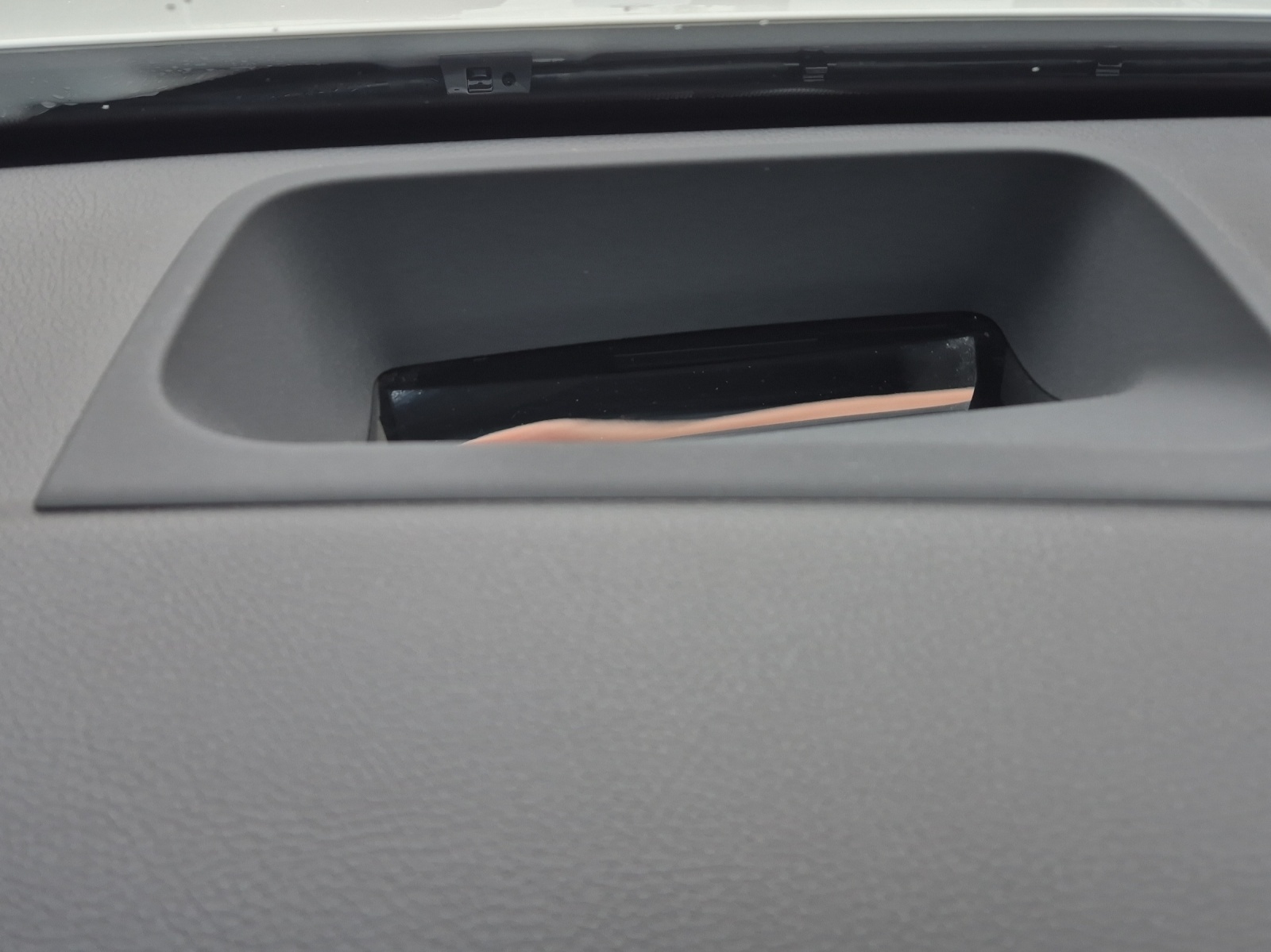 MERCEDES-BENZ EQB 350 4Matic-image-11
