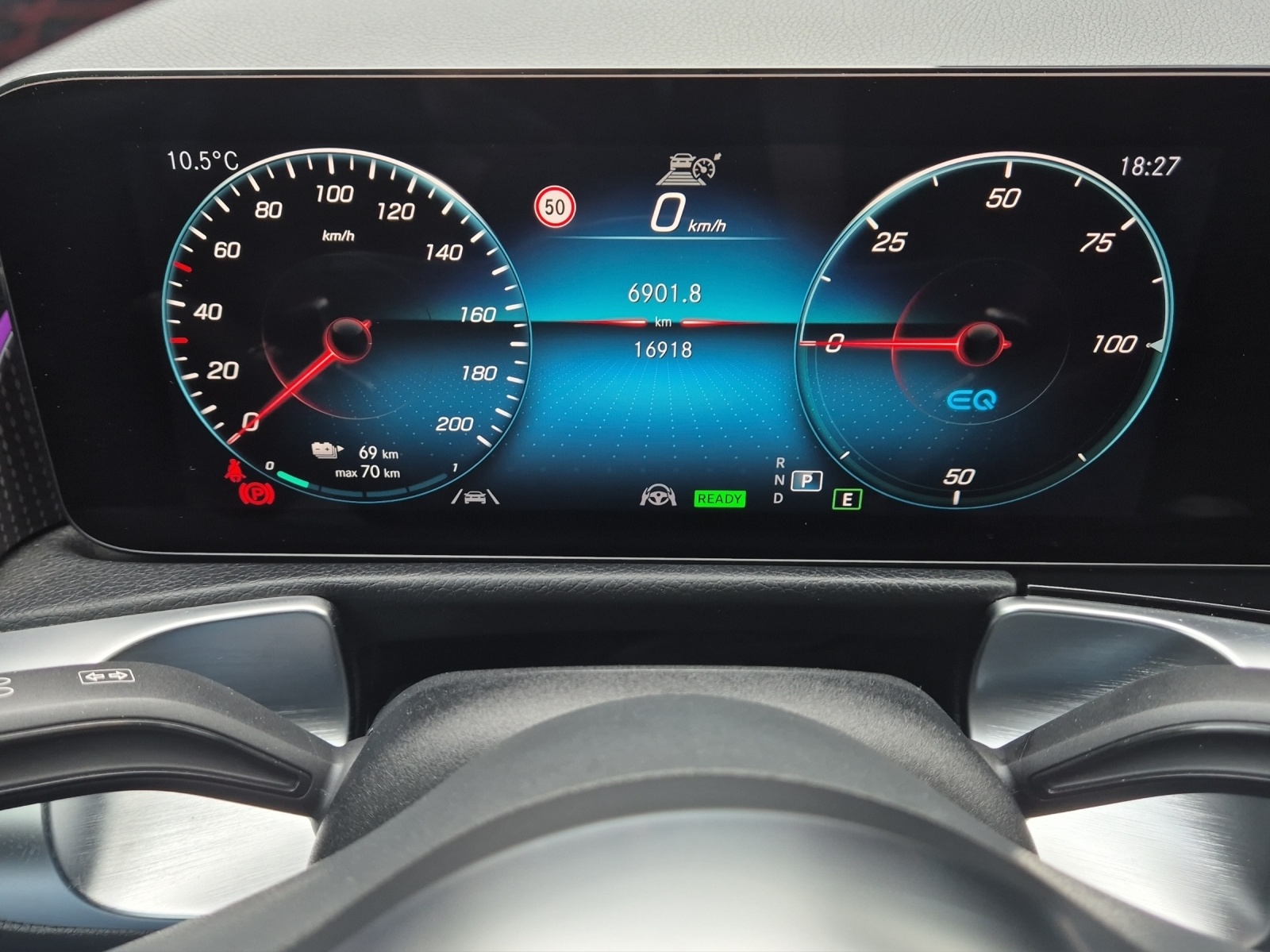 MERCEDES-BENZ EQB 350 4Matic-image-8