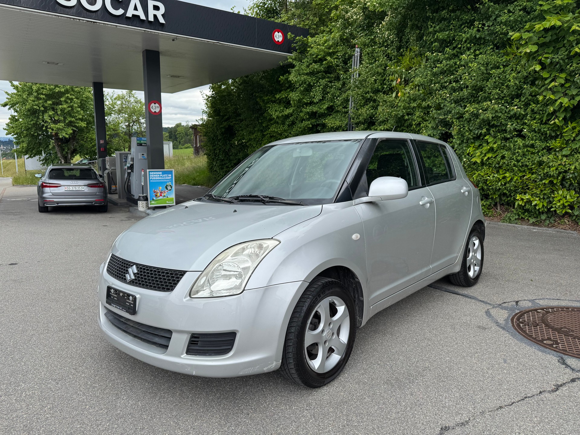 SUZUKI Swift 1.3i 16V GL 4x4-image-1