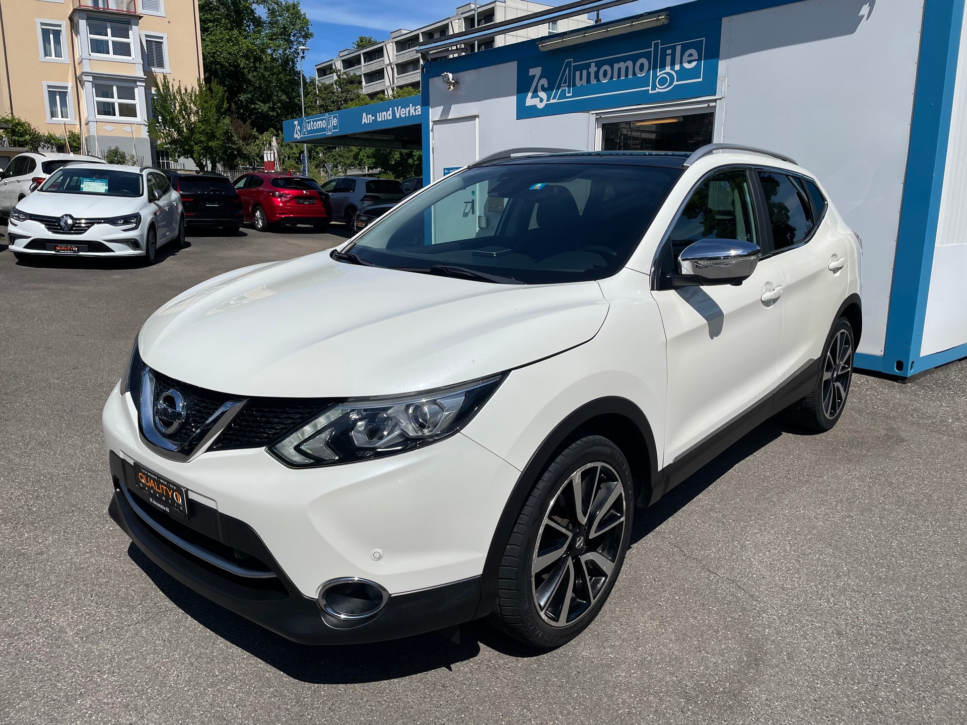 NISSAN Qashqai 1.2 DIG-T tekna