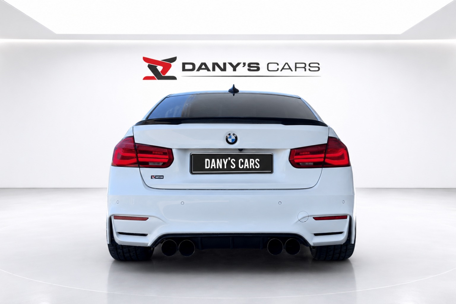 BMW M3 Competition LCI-2-image-5