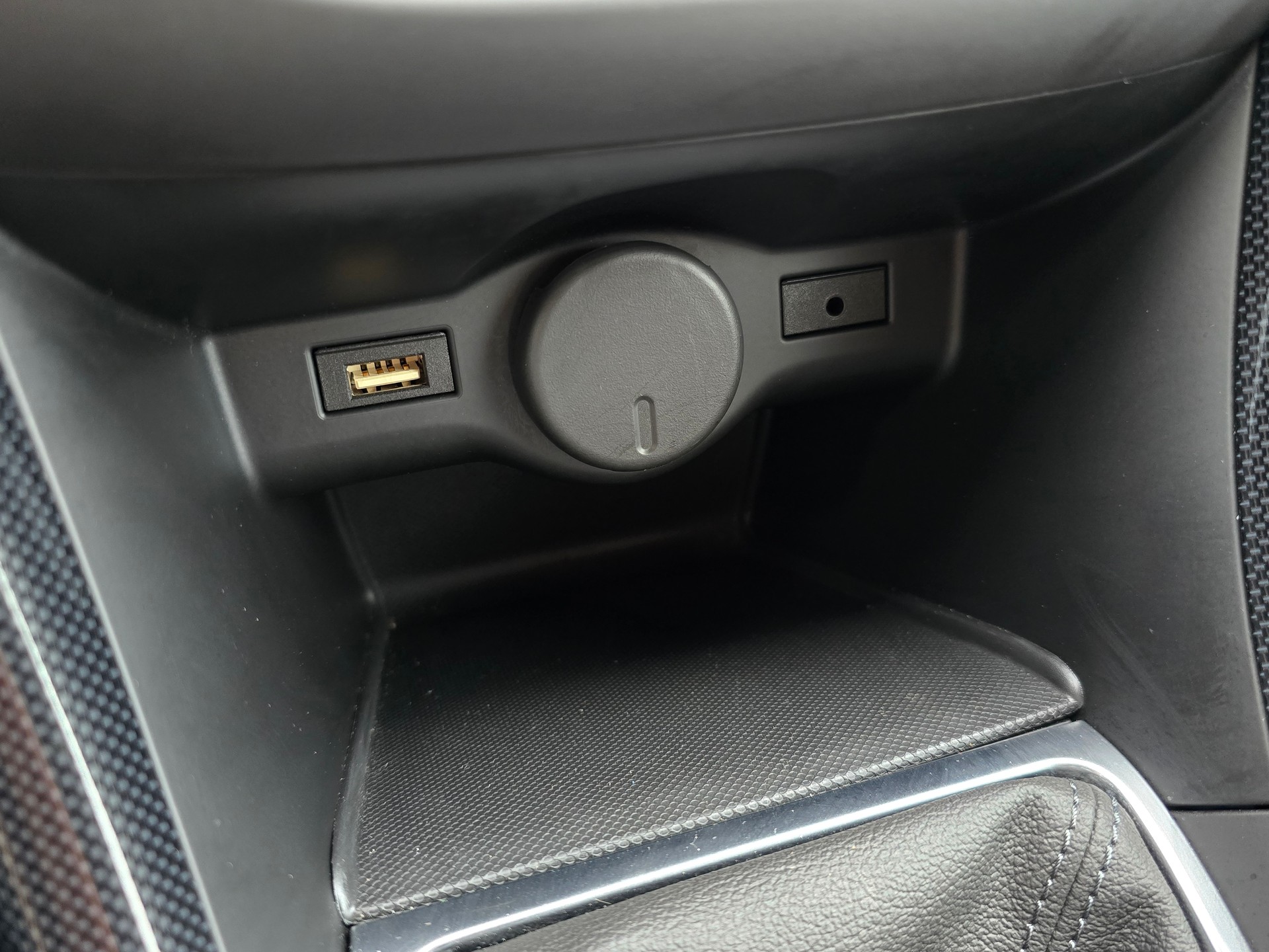 OPEL Cascada 1.6i 16V Cosmo nur 17`100 km-image-30