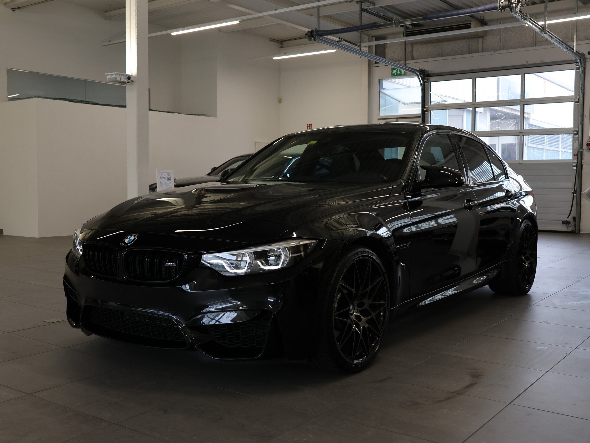 BMW M3 Competition Drivelogic *Harman & Kardon* *Aulitzky Abgassanlage* *M-Performance*-showroom-element-3