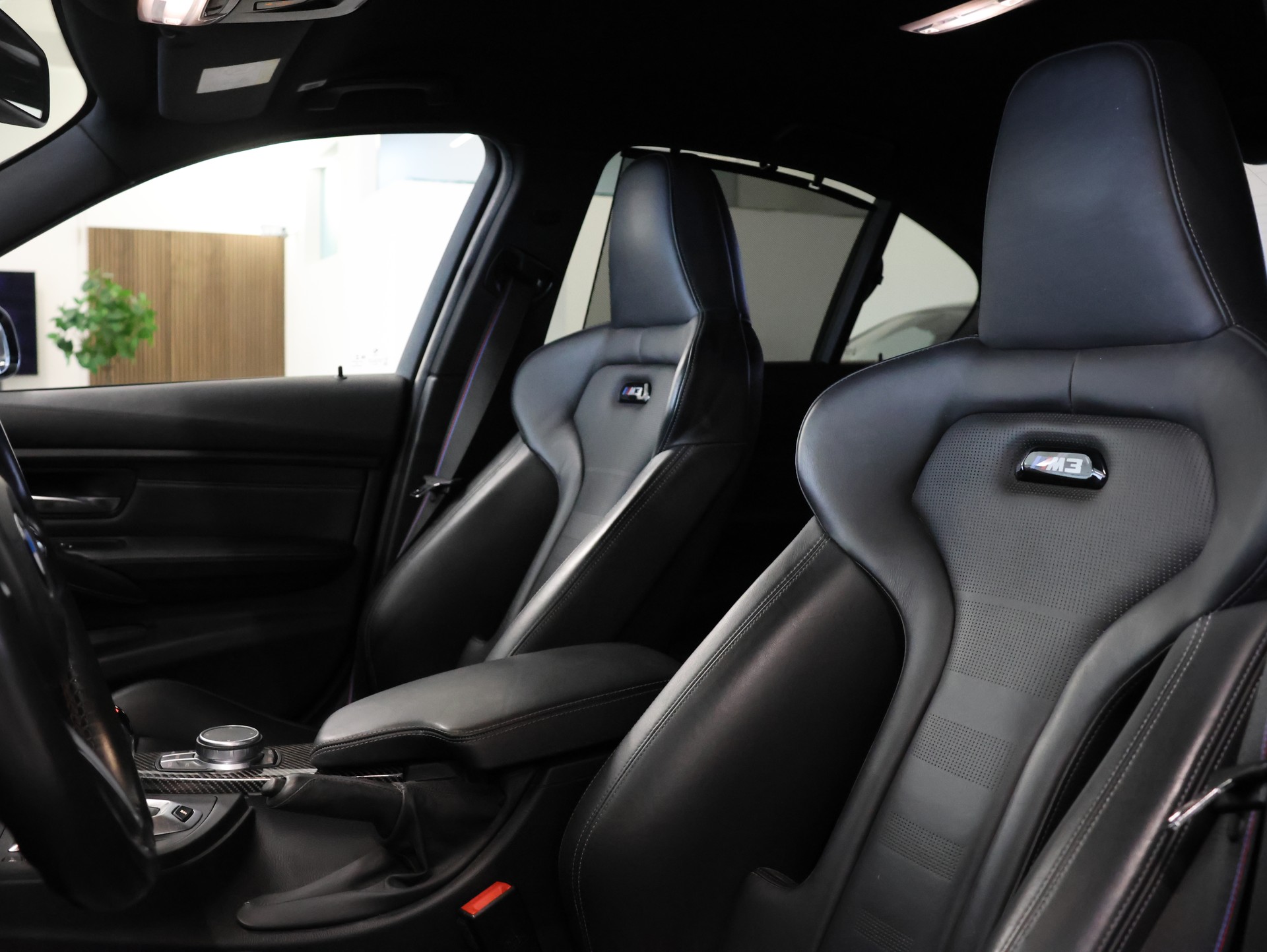 BMW M3 Competition Drivelogic *Harman & Kardon* *Aulitzky Abgassanlage* *M-Performance*-image-21