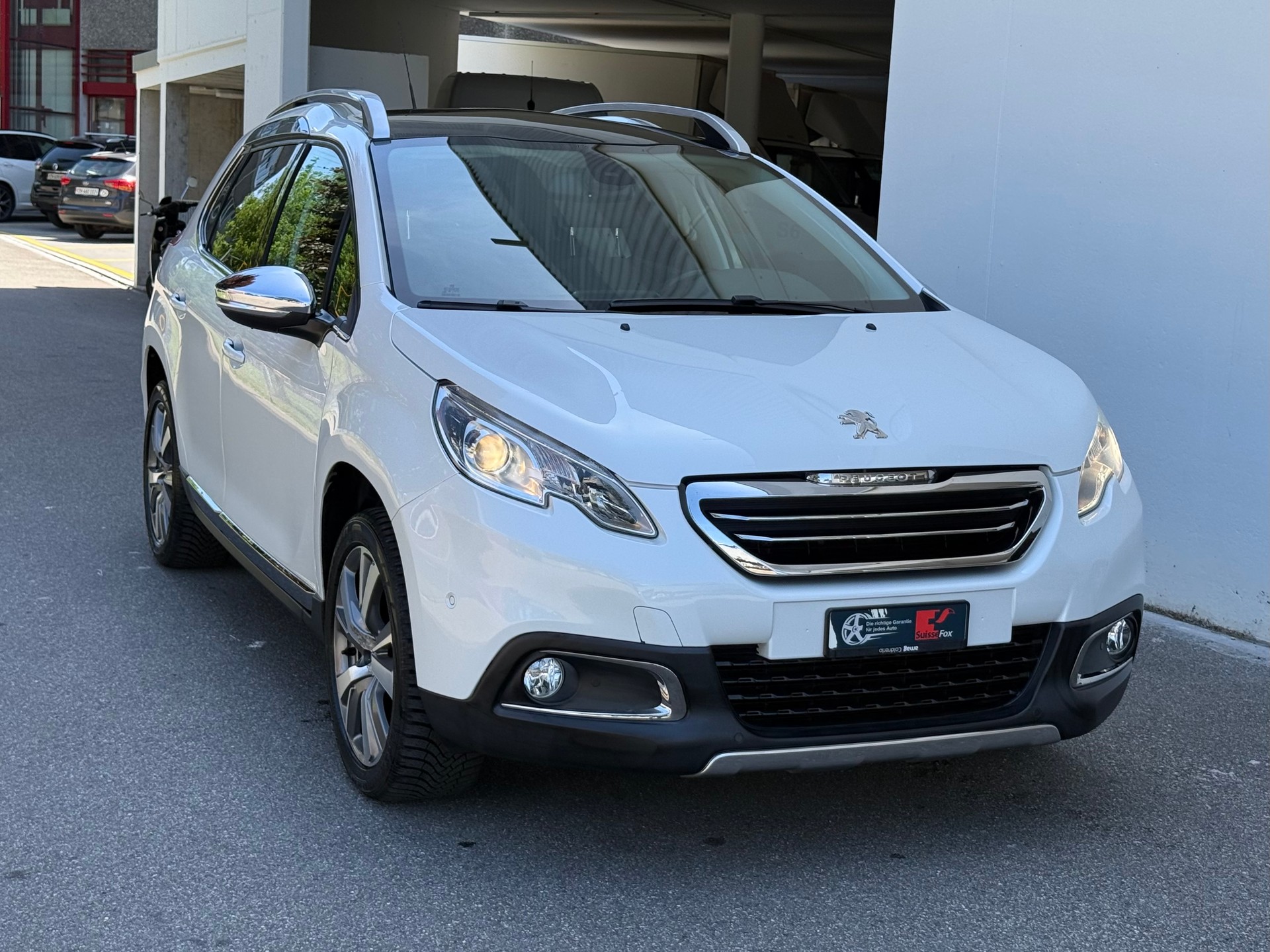 PEUGEOT 2008 1.6 VTI Allure-image-2