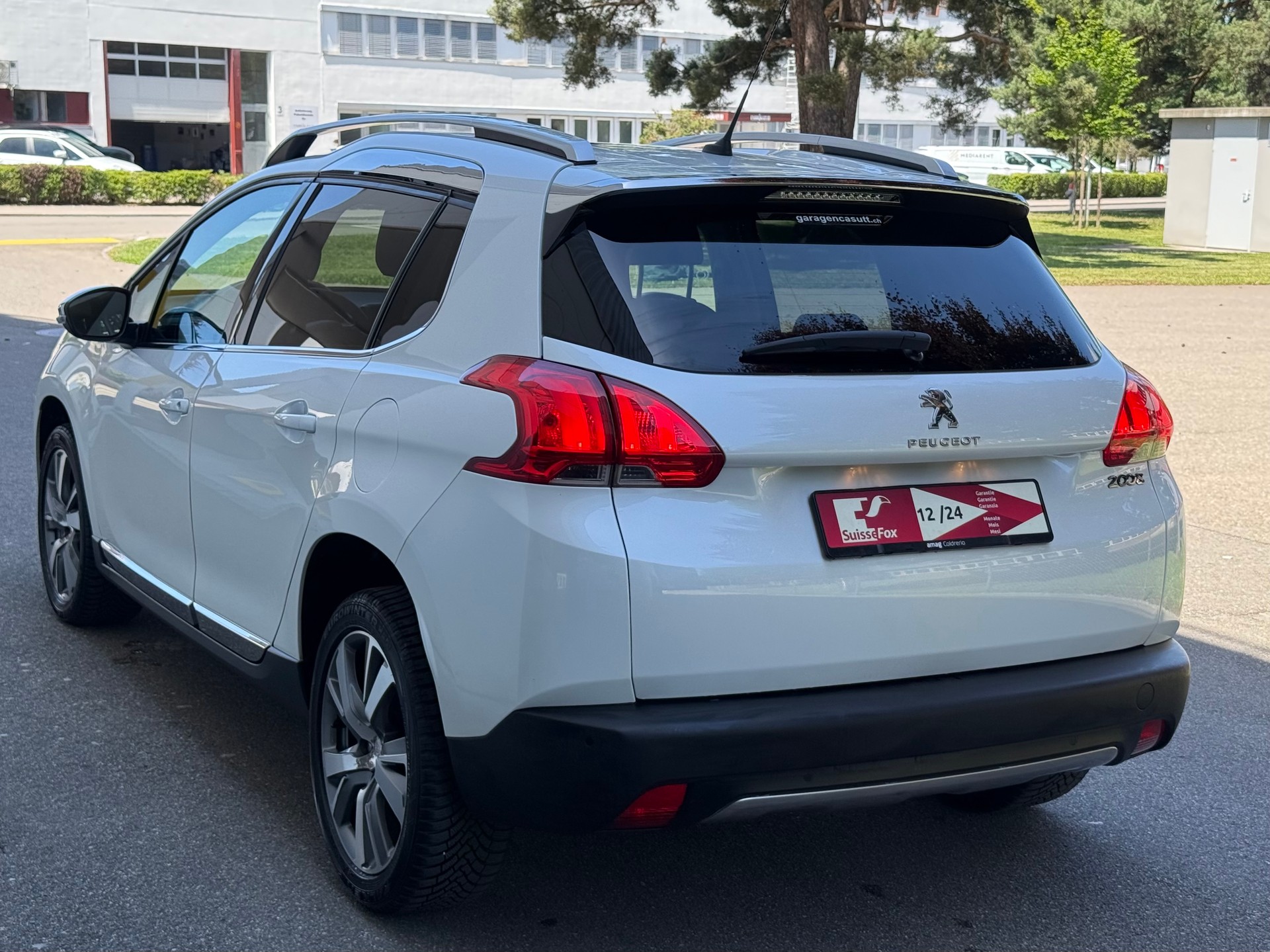PEUGEOT 2008 1.6 VTI Allure-image-5