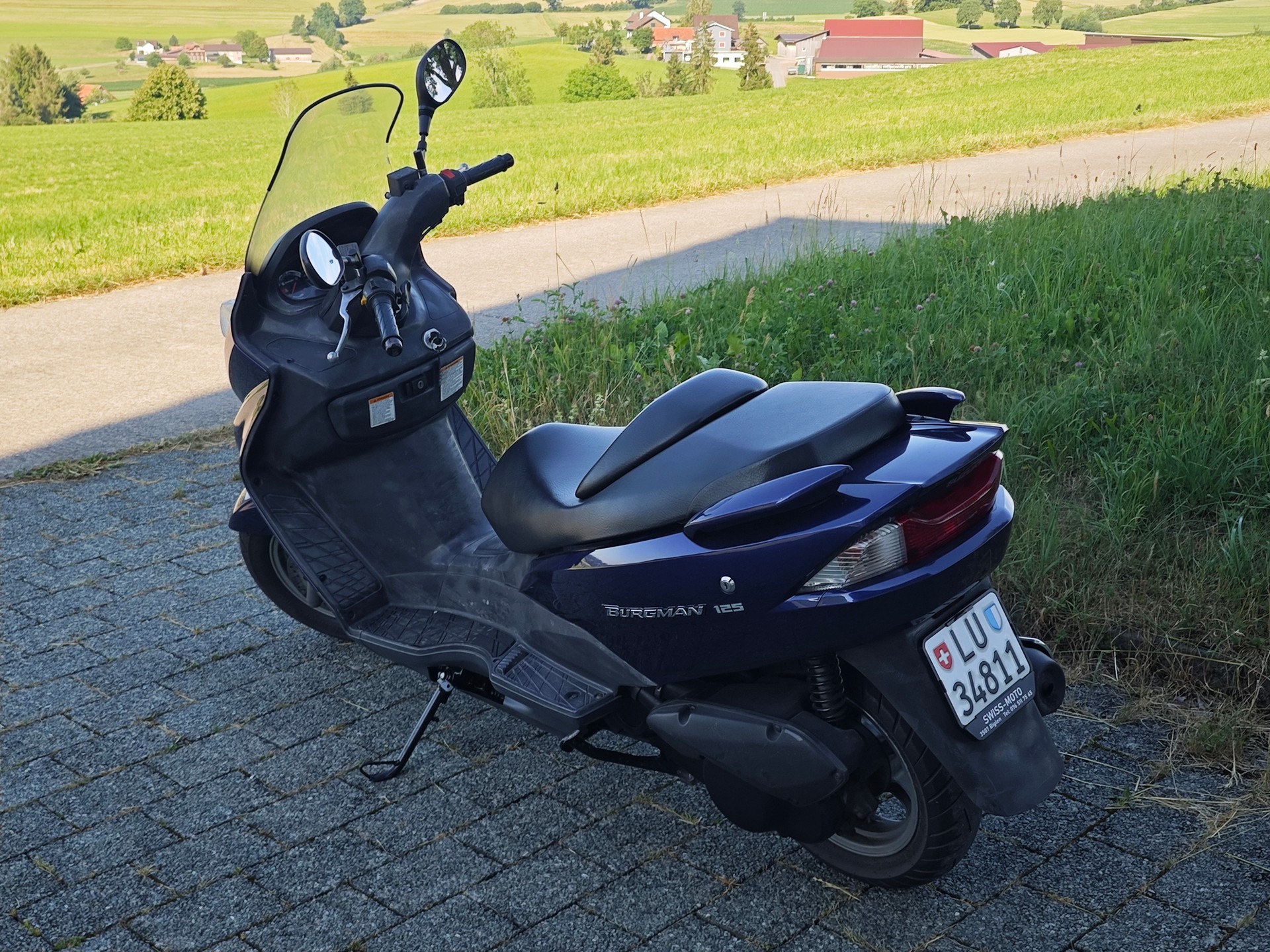 SUZUKI UH 125 K3/K4 Burgman-image-3