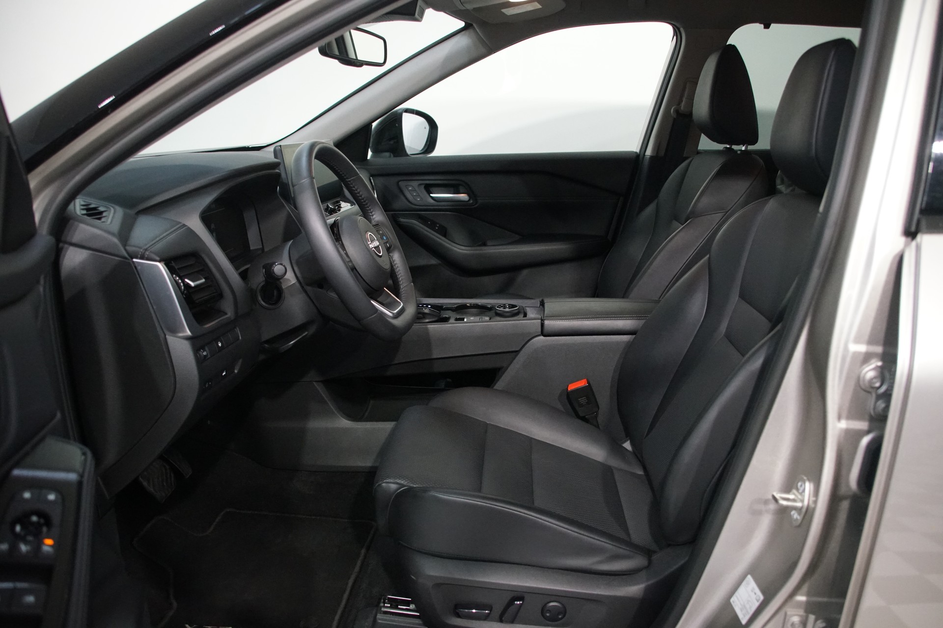 NISSAN X-Trail 1.5 VC-T e-Power 4WD N-Trek ++swiss++-image-11