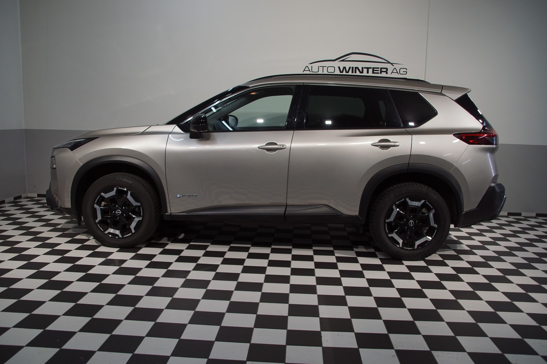 NISSAN X-Trail 1.5 VC-T e-Power 4WD N-Trek ++swiss++-image-9