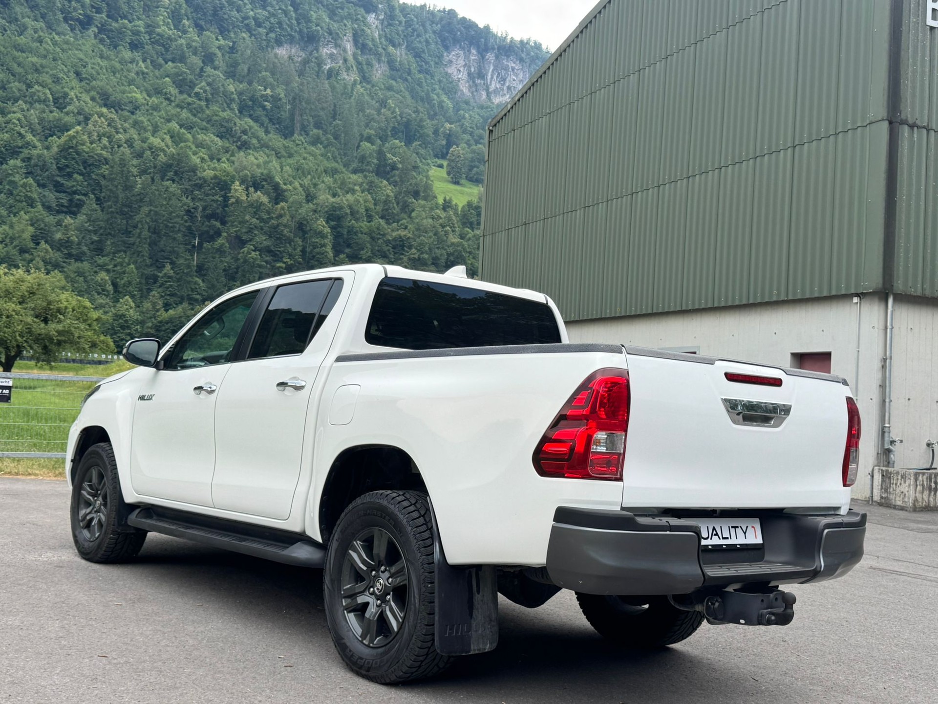 TOYOTA Hilux 2.4D-4D Style Double Cab 4x4 A-image-5