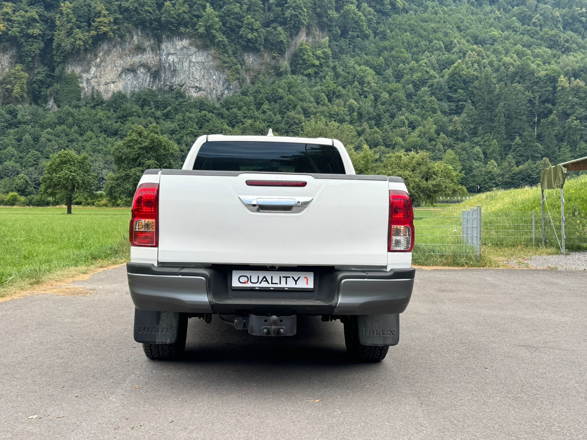 TOYOTA Hilux 2.4D-4D Style Double Cab 4x4 A-image-8