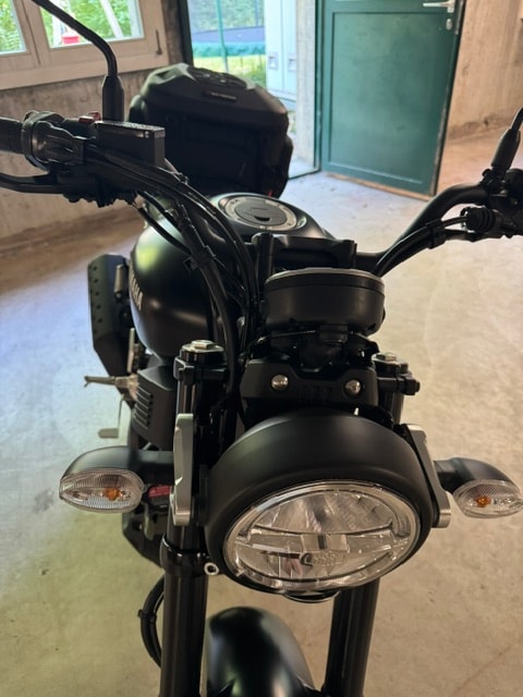 YAMAHA XSR 125 Legacy-image-2