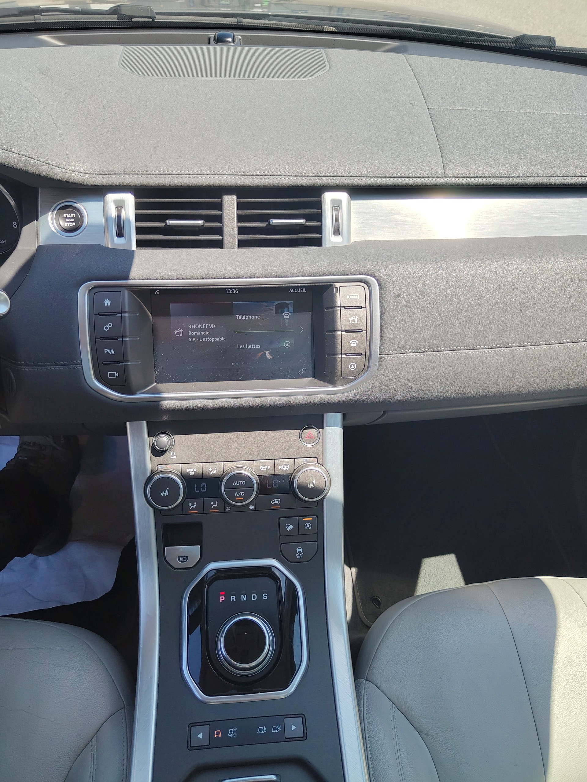 LAND ROVER Range Rover Evoque 2.0 Si4 SE AT9-image-10