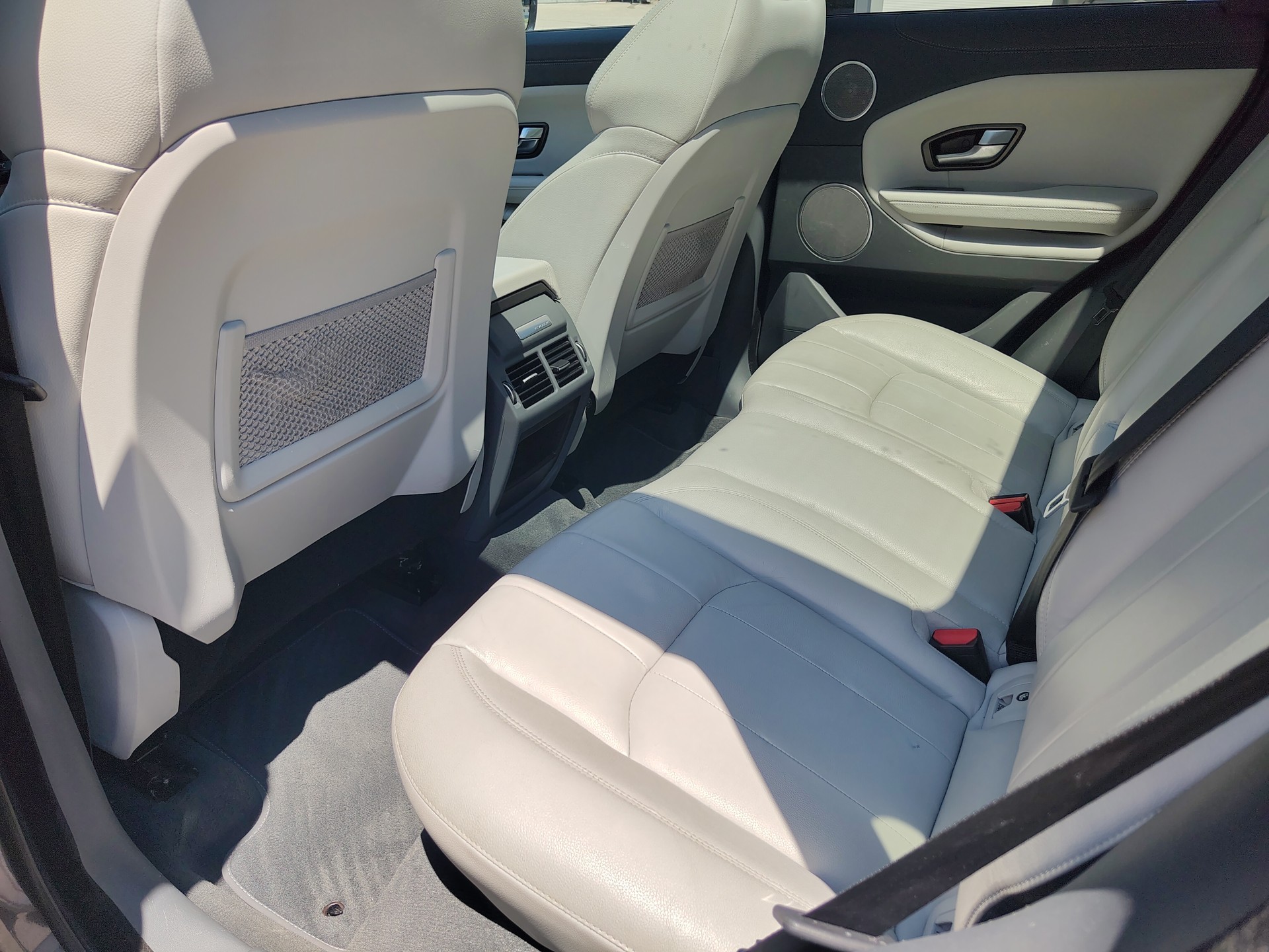 LAND ROVER Range Rover Evoque 2.0 Si4 SE AT9-image-8