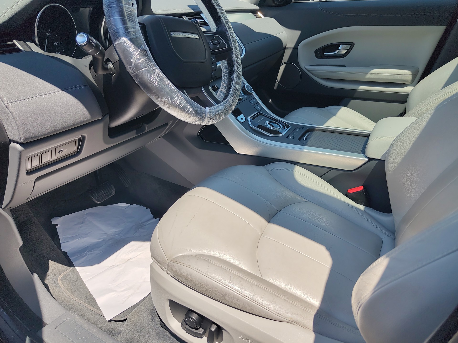 LAND ROVER Range Rover Evoque 2.0 Si4 SE AT9-image-4