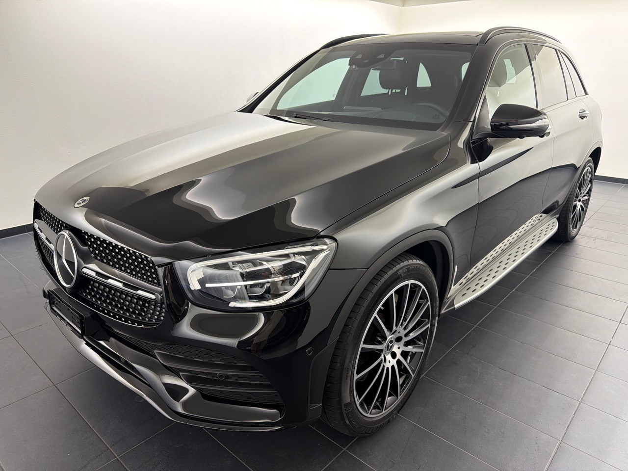 MERCEDES-BENZ GLC 220 d AMG Line 4Matic