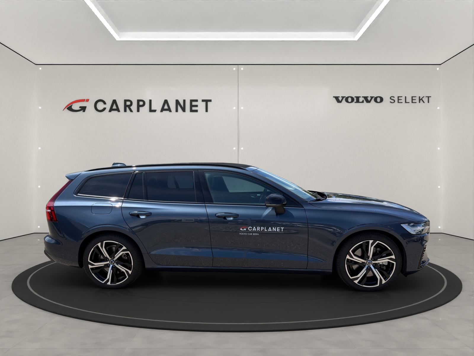 VOLVO V60 2.0 T6 TE Plus Dark eAWD .-showroom-element-1