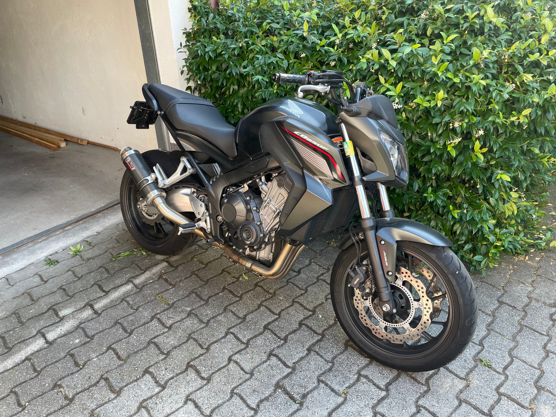 HONDA CB 650 F ABS-image-1