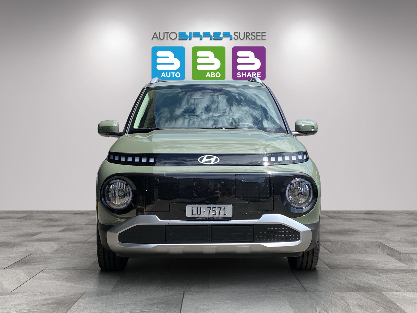 HYUNDAI Inster Electric Amplia-showroom-element-1