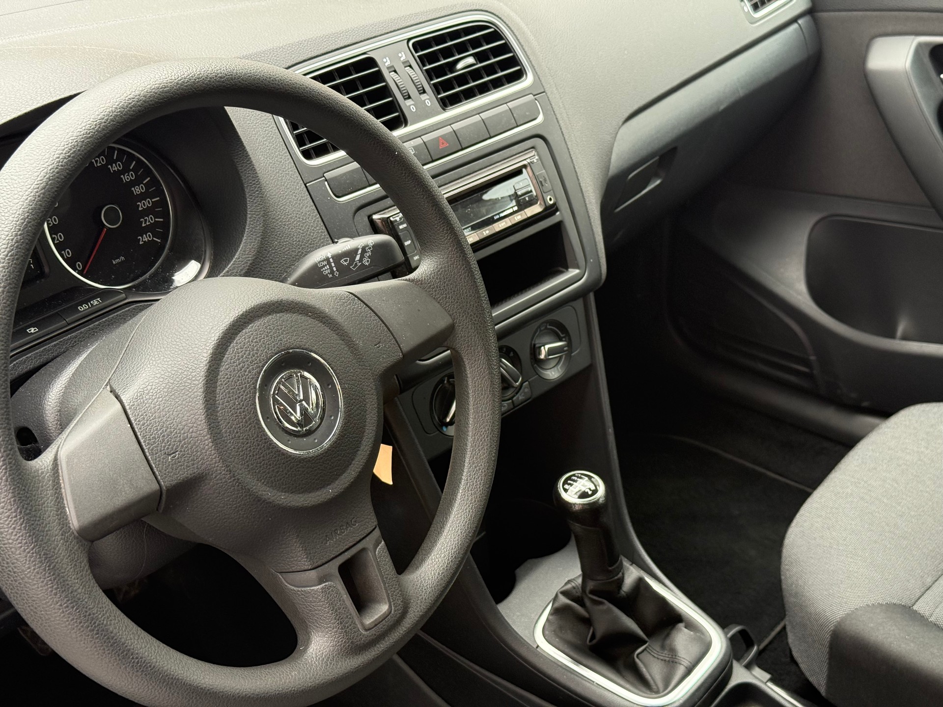 VW Polo 1.4 16V Comfortline-image-6