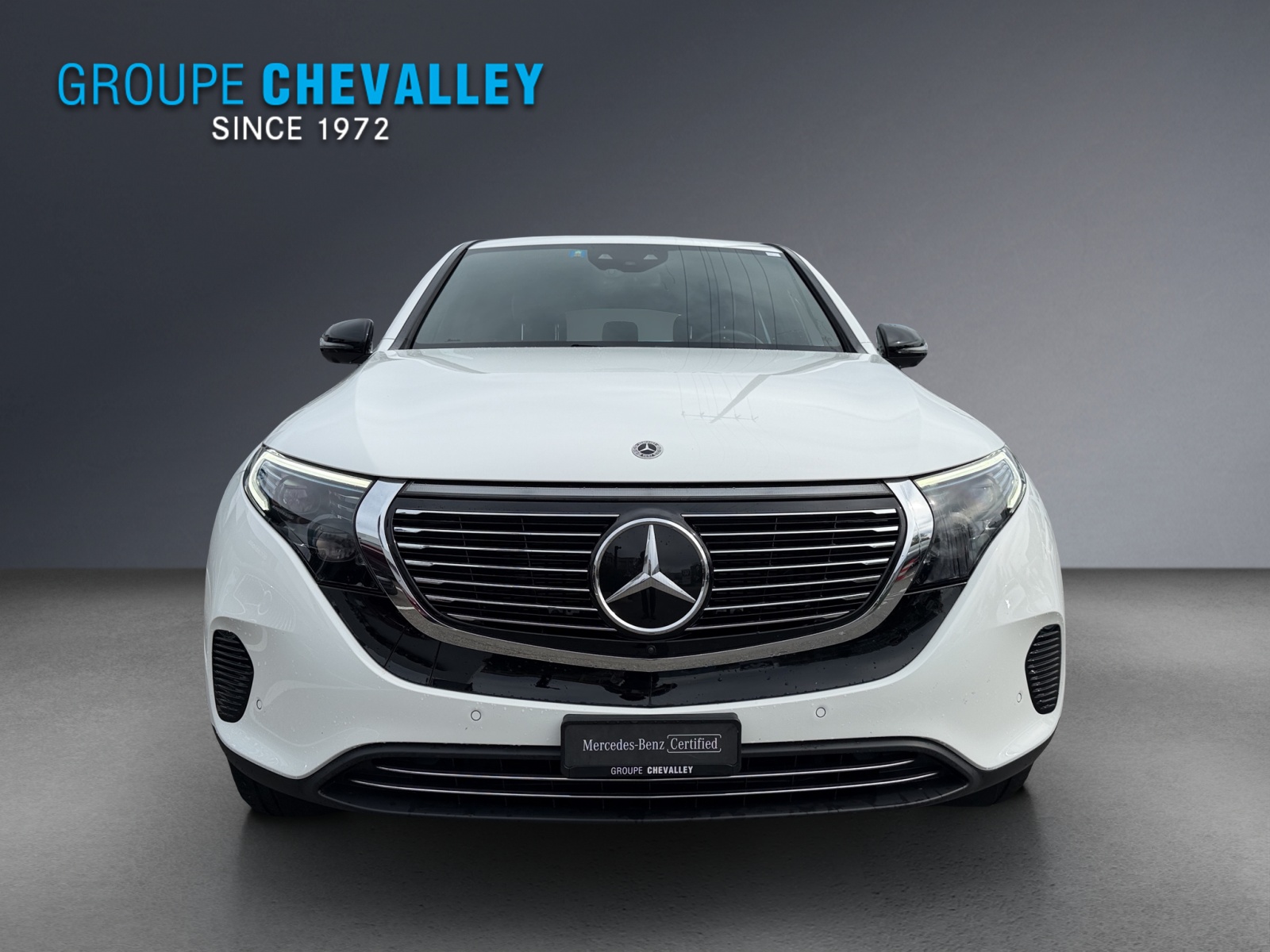 MERCEDES-BENZ EQC 400 4Matic EQ Star-showroom-element-1