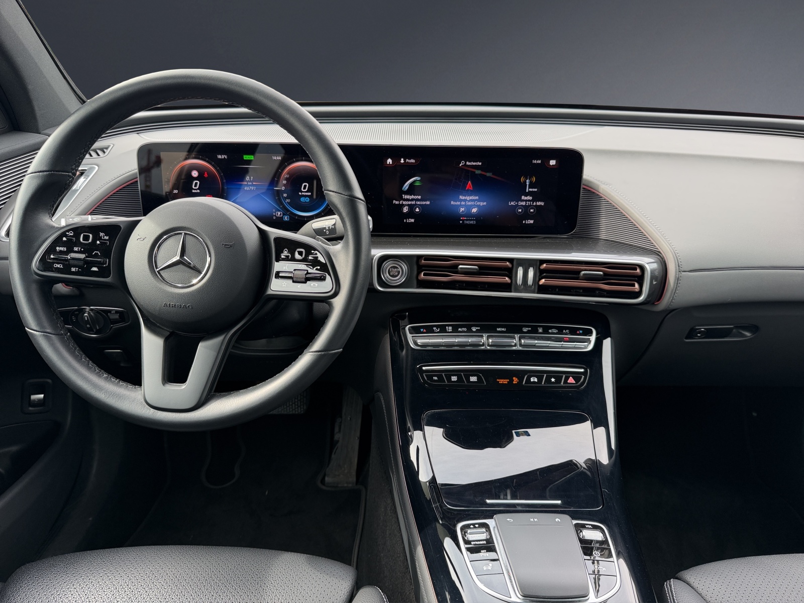MERCEDES-BENZ EQC 400 4Matic EQ Star-image-7
