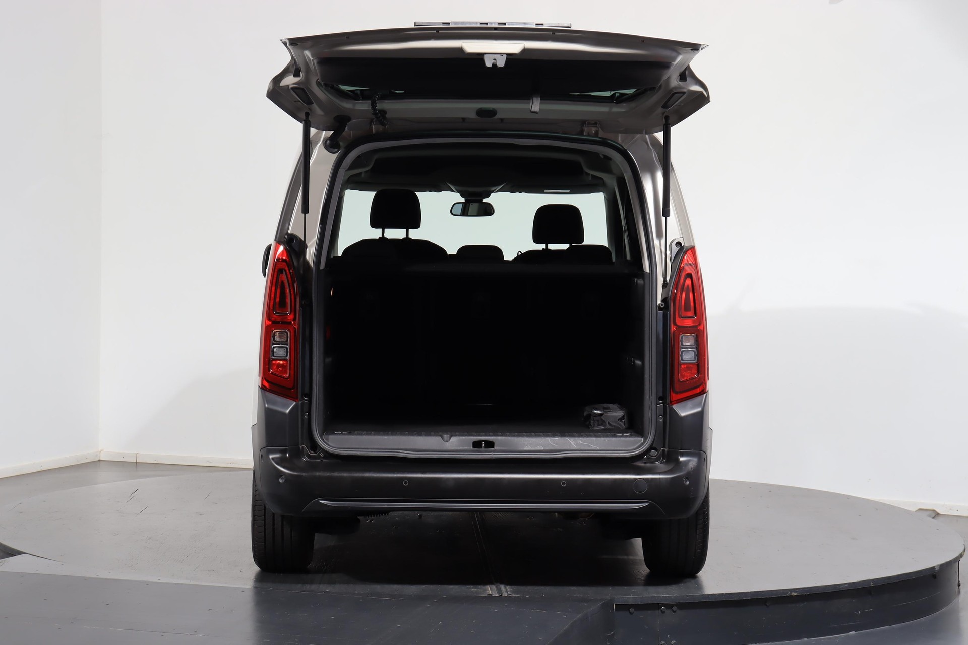 CITROEN Berlingo 1.2 PureTech 130 Feel Pack-showroom-element-3
