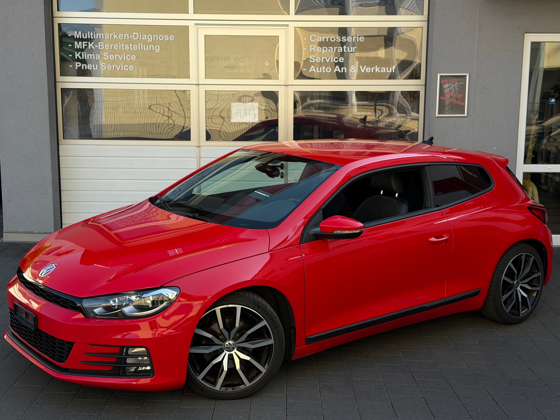 VW Scirocco 1.4 TSI BMT*Ab MFK&Service*8-Fach Aluräder*Rückfahrkamera*Sitzheizung*Garantie*