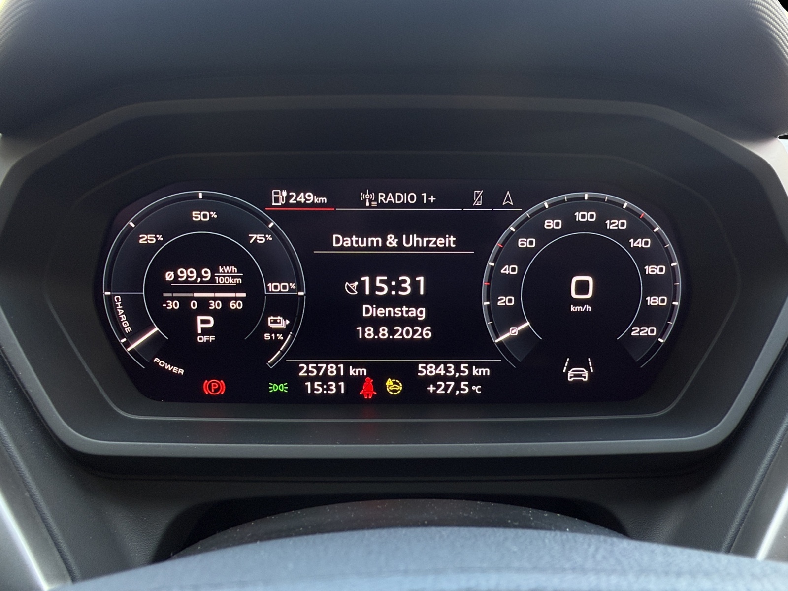 AUDI Q4 e-tron 40-image-13