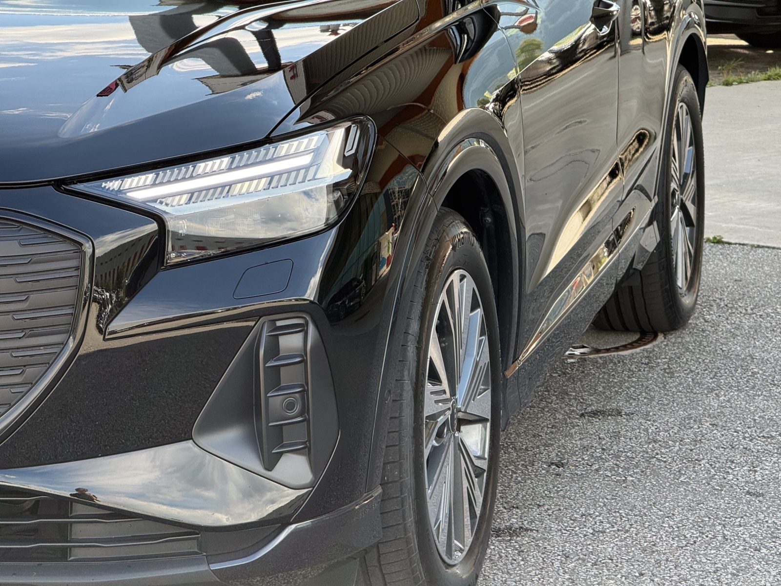 AUDI Q4 e-tron 40-image-17