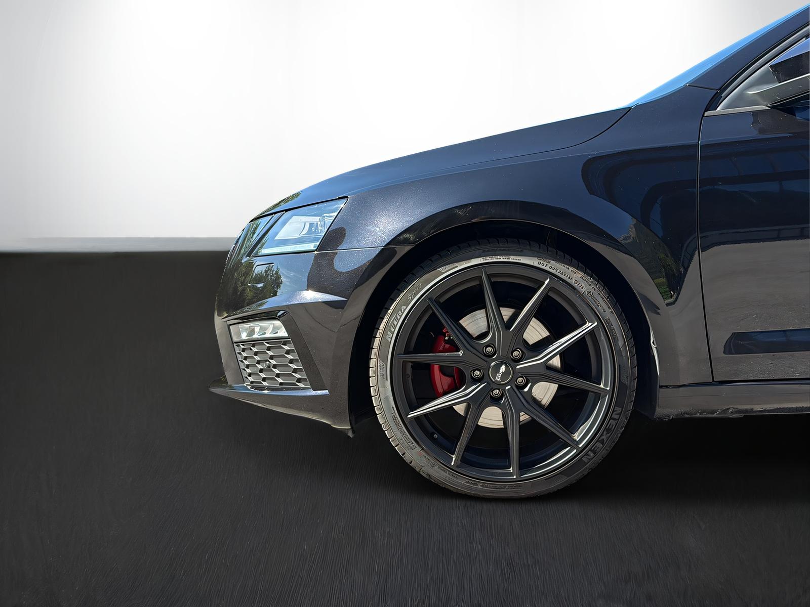 SKODA Octavia Combi 2.0 TDI 184 Ambition 4x4 DSG-showroom-element-3