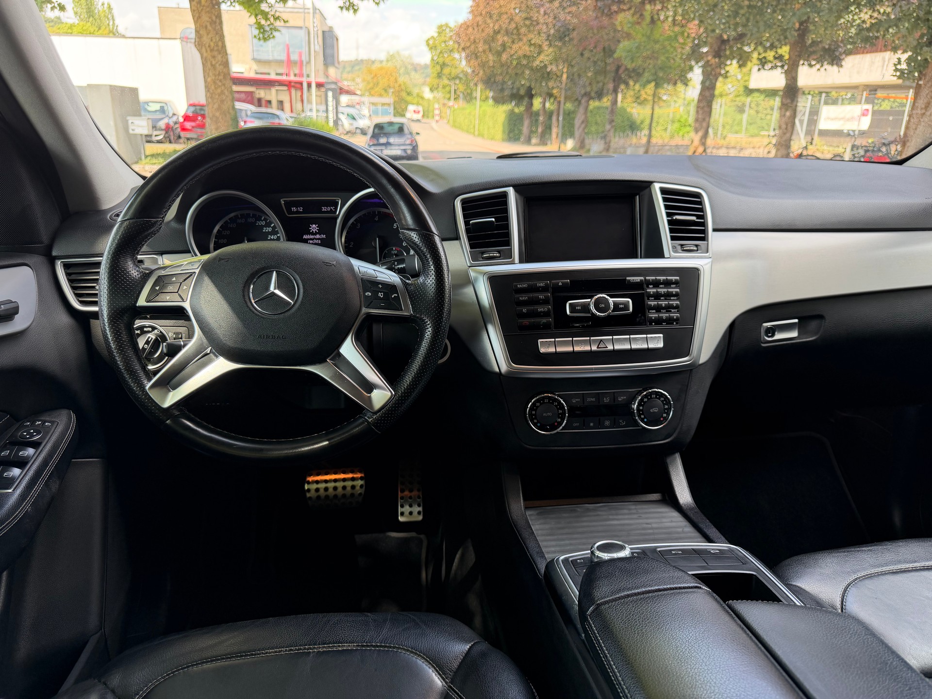 MERCEDES-BENZ ML 350 BlueTEC 4Matic 7G-Tronic-image-9