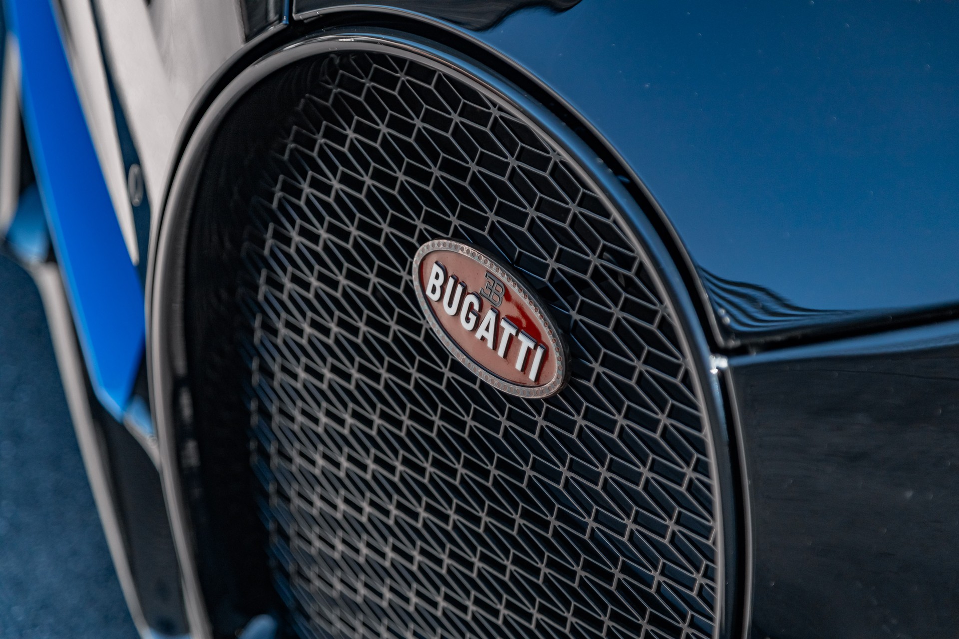 BUGATTI CHIRON-image-7