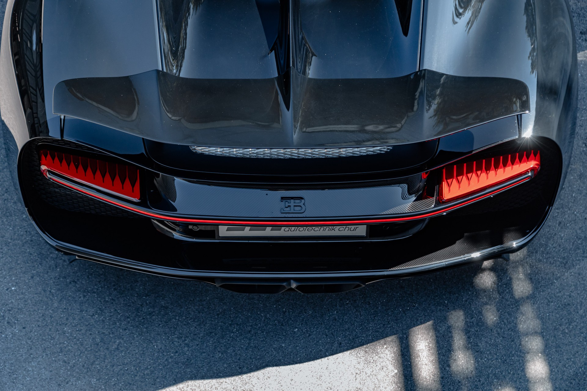 BUGATTI CHIRON-image-12