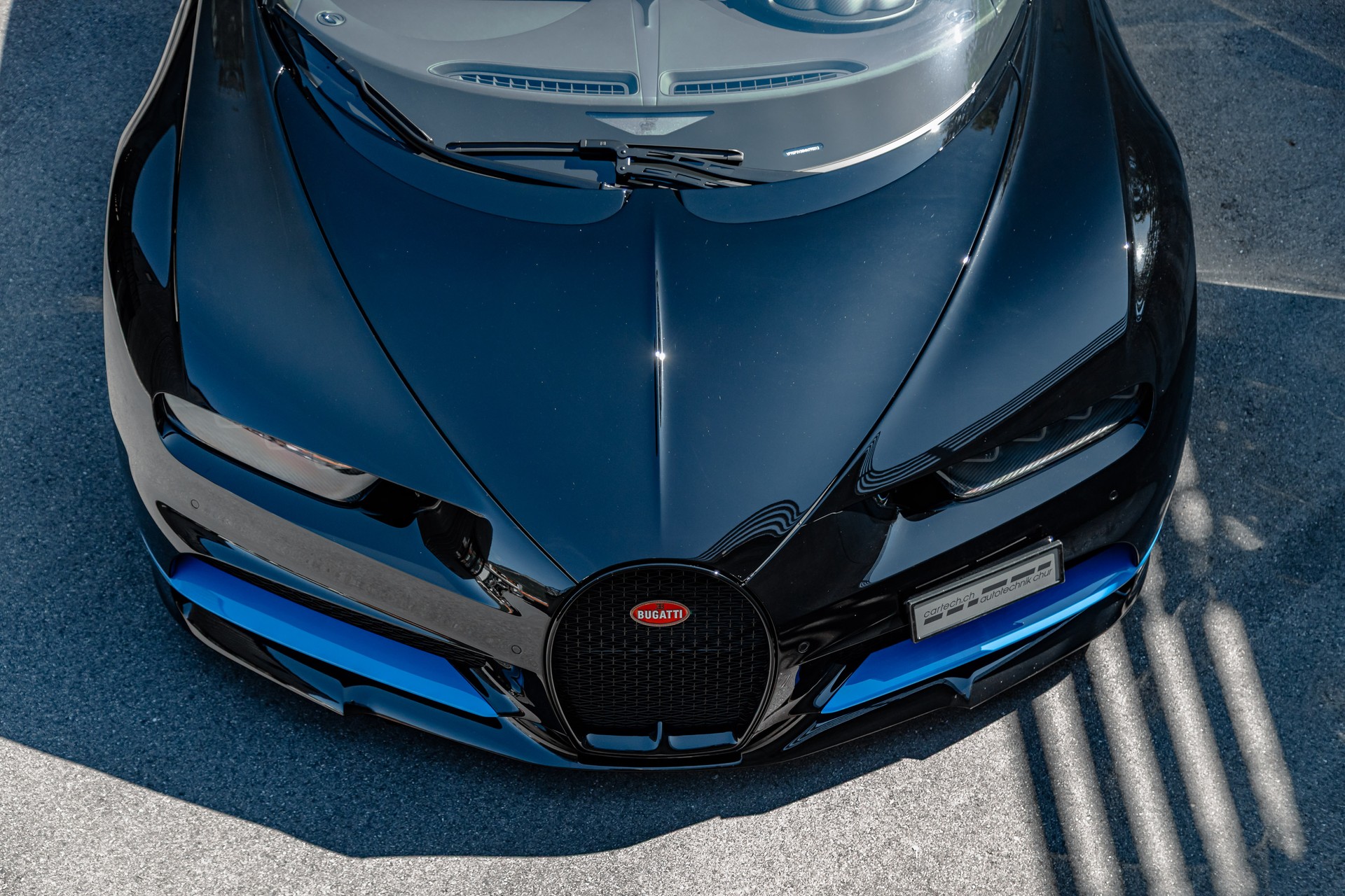 BUGATTI CHIRON-image-5