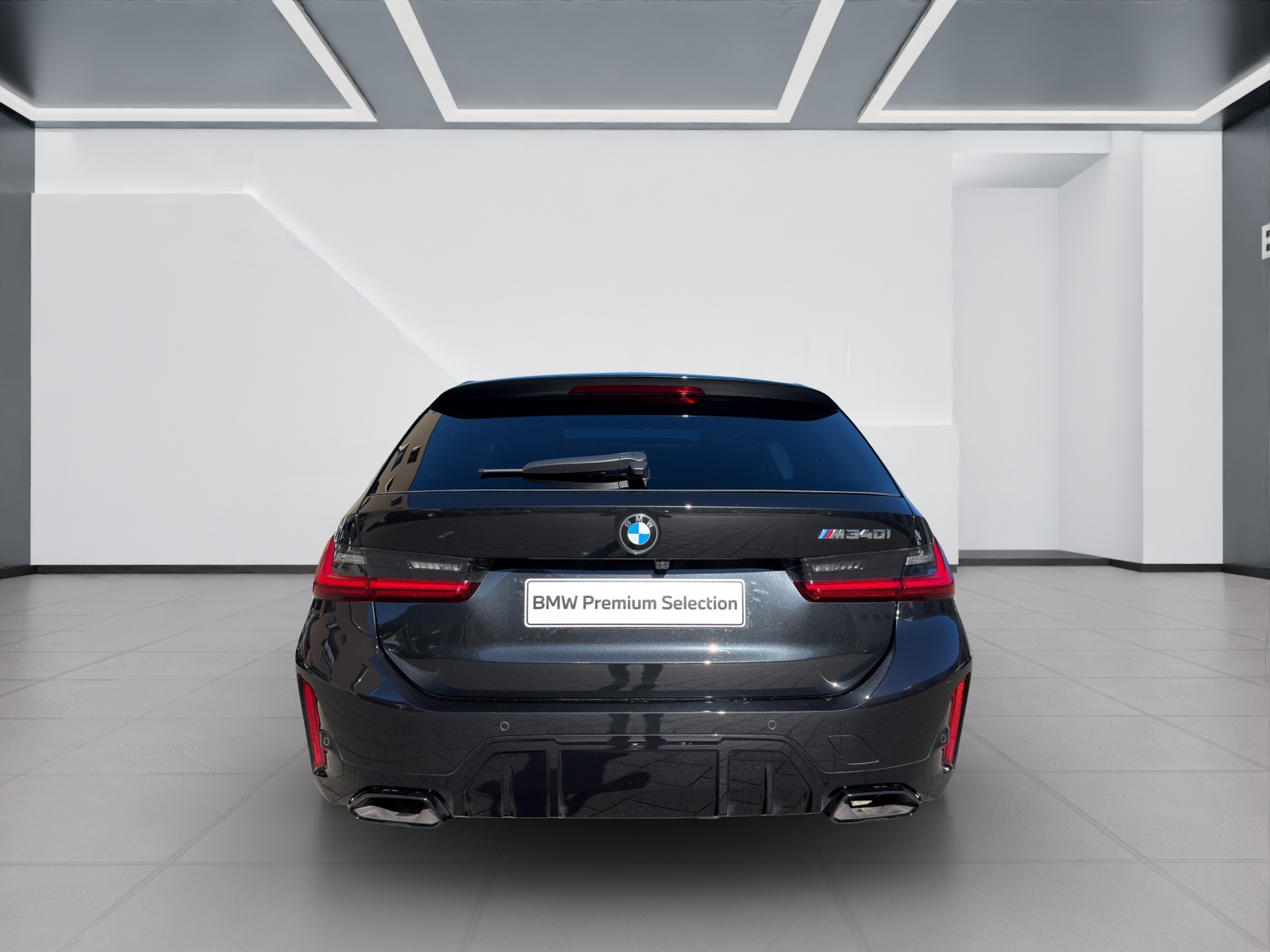 BMW M340i xDrive Touring-showroom-element-2