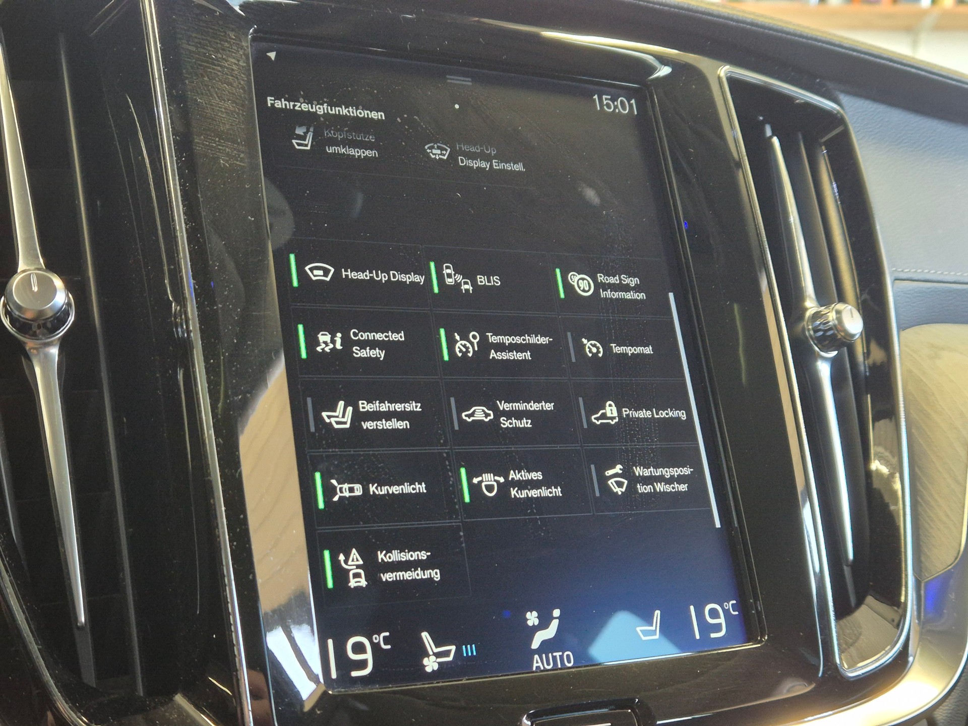 VOLVO V60 T6 AWD Inscription Geartronic-image-30