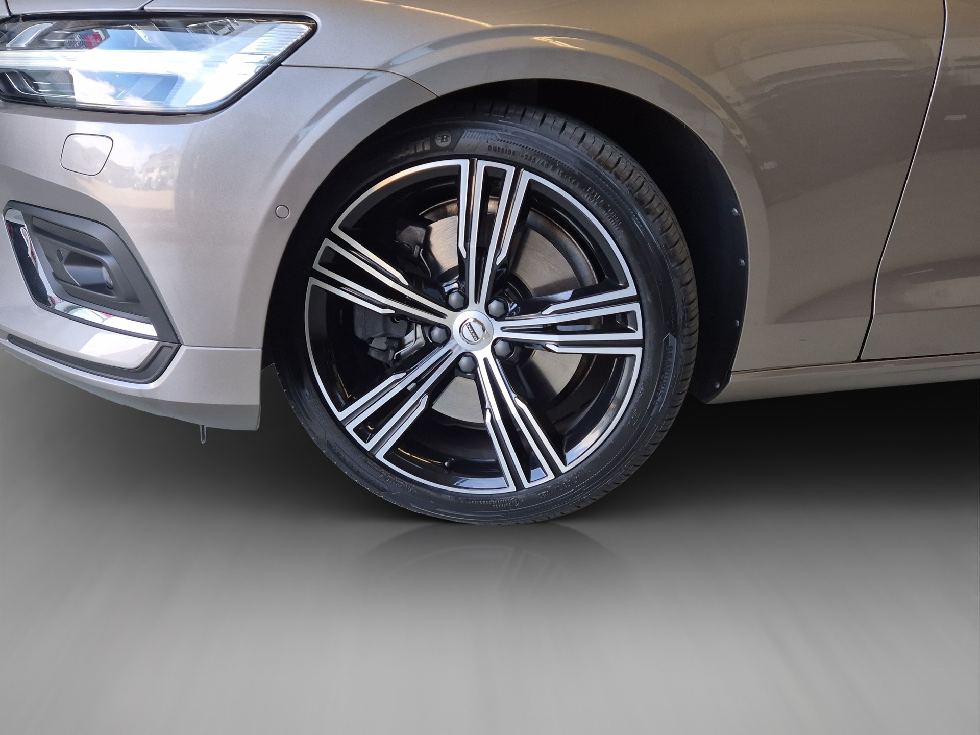 VOLVO V60 T6 AWD Inscription Geartronic-image-5