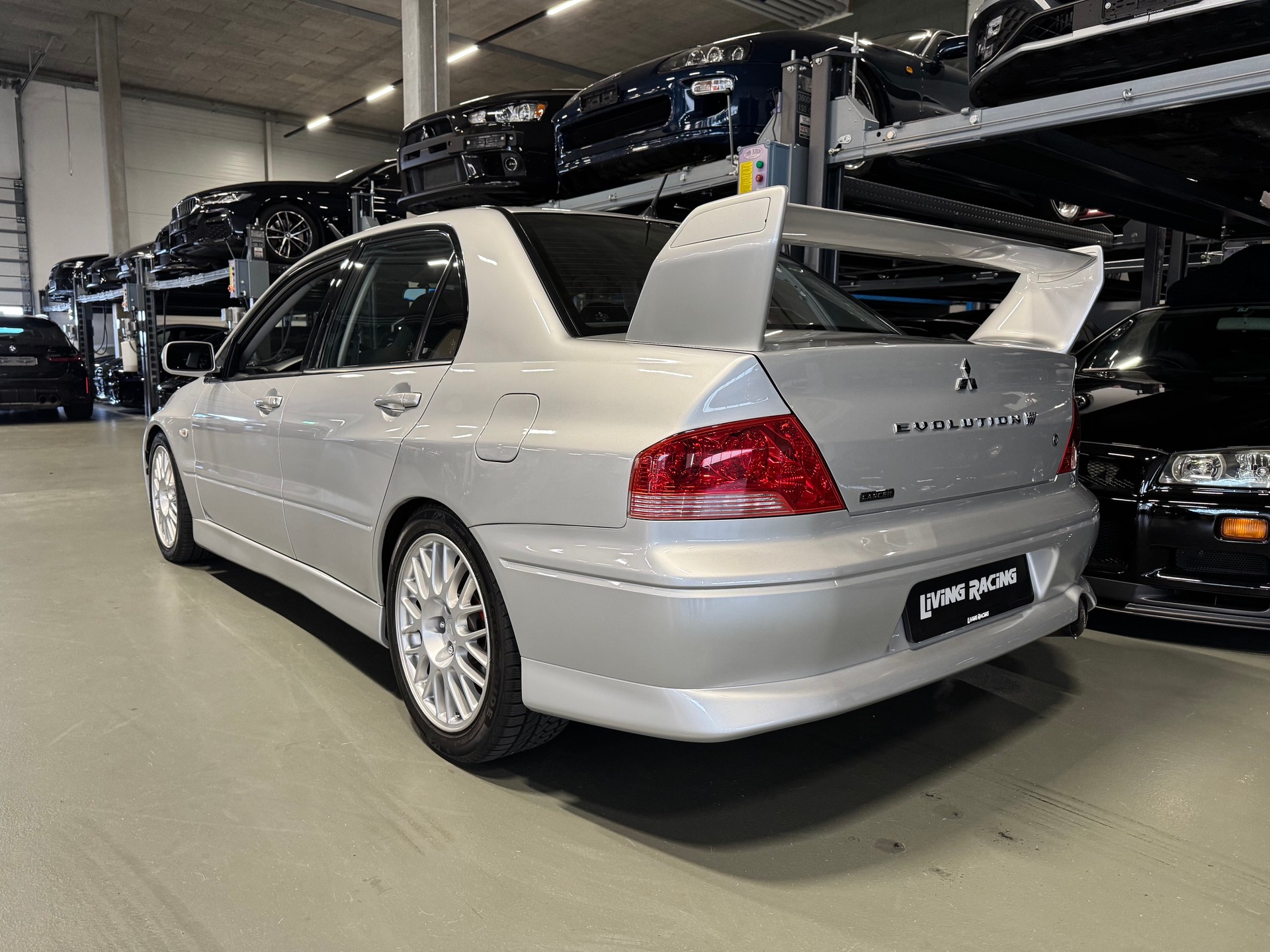 MITSUBISHI Lancer Evo VII RS2-showroom-element-2
