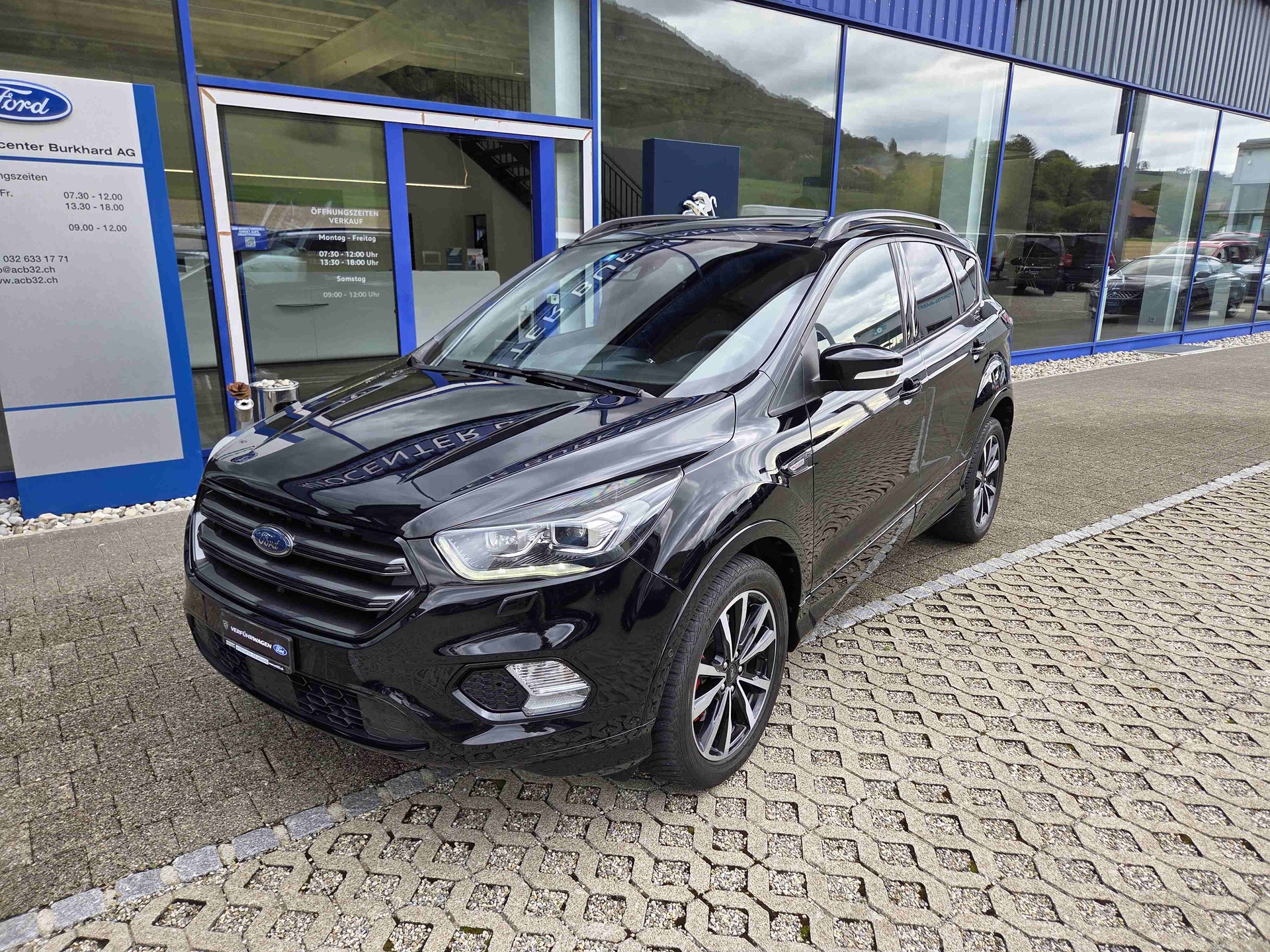 FORD Kuga 2.0 EcoB ST-Line X High-showroom-element-1