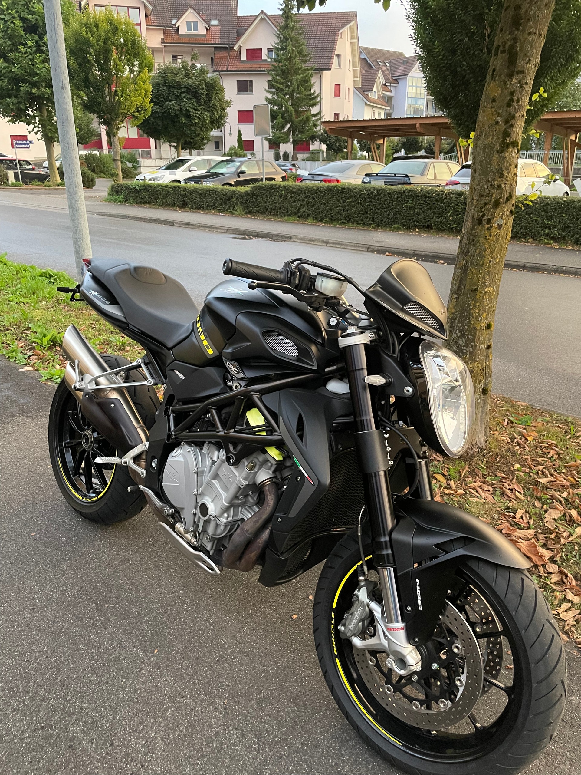 MV AGUSTA B4 Brutale 1090 ABS-image-0