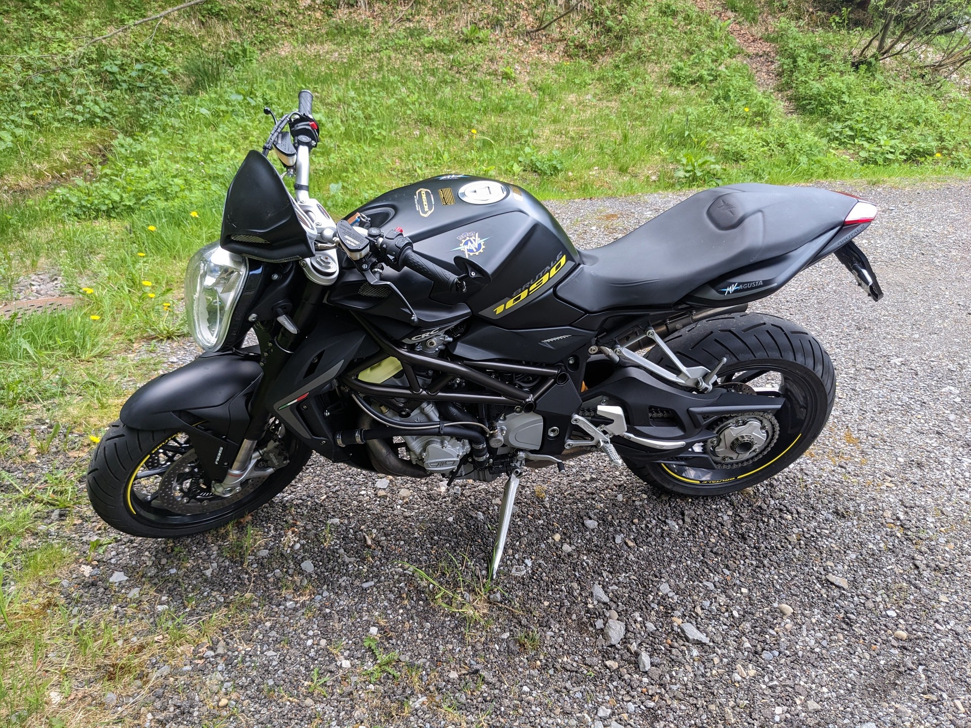 MV AGUSTA B4 Brutale 1090 ABS-image-1