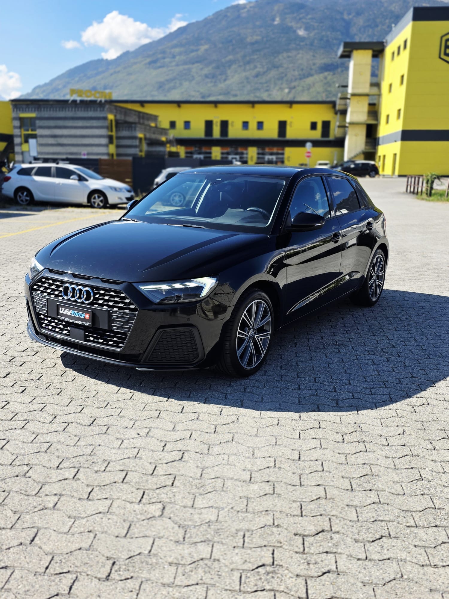 AUDI A1 Sportback 35 TFSI S-tronic-showroom-element-2