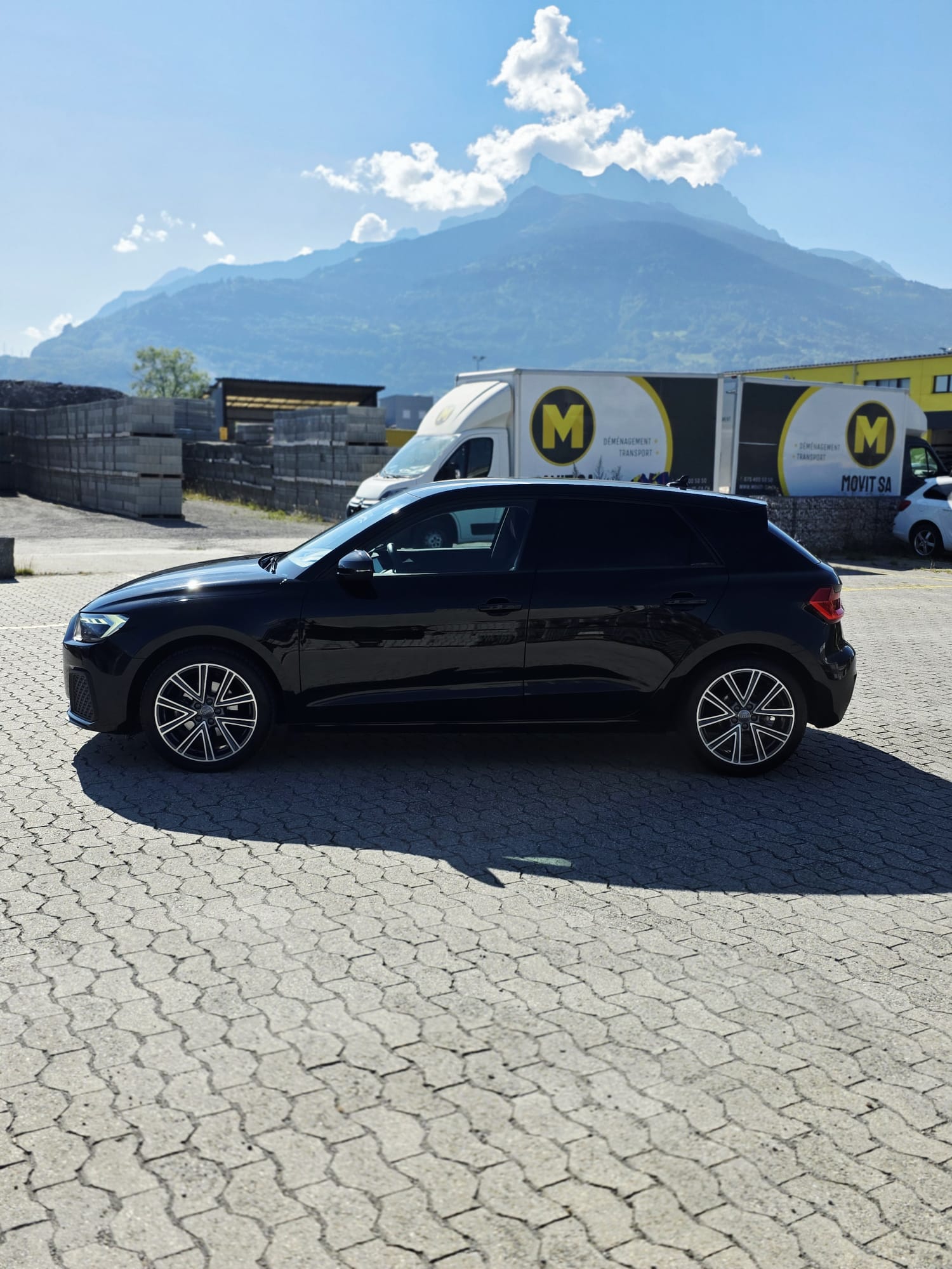 AUDI A1 Sportback 35 TFSI S-tronic-showroom-element-3