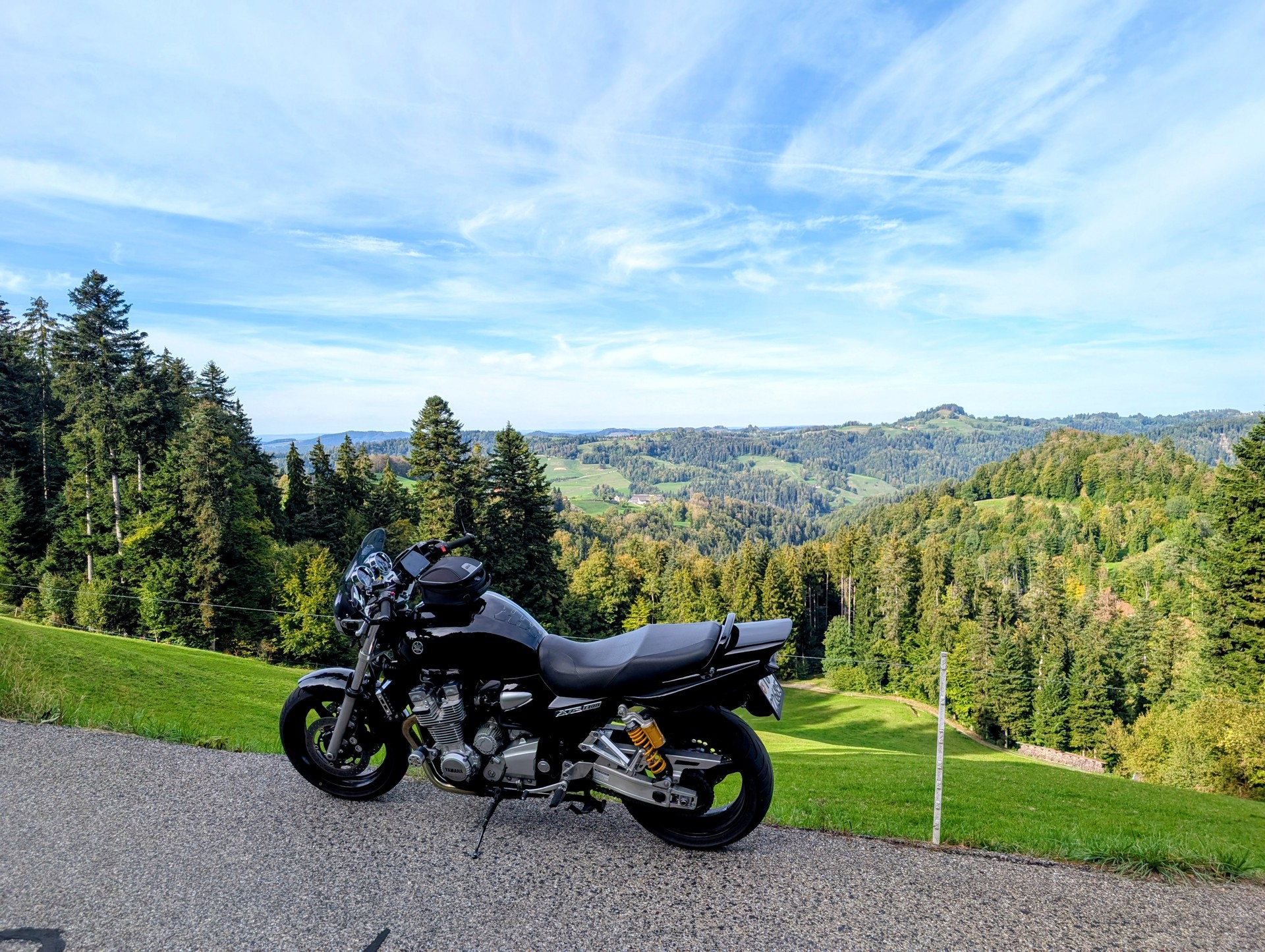 YAMAHA XJR 1300-image-7